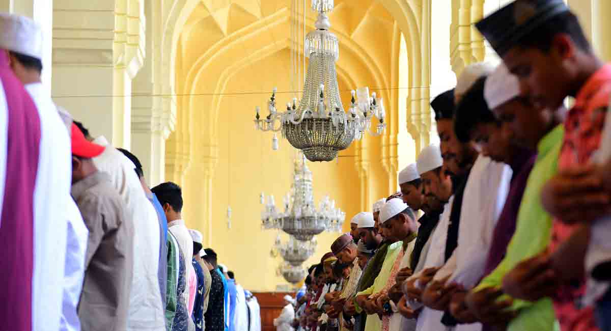 Ramzan zakat distribution begins