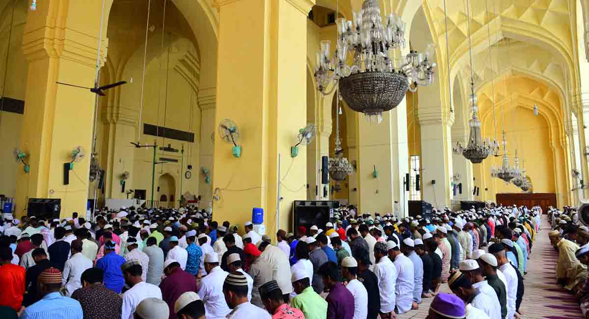 Ramzan zakat distribution begins