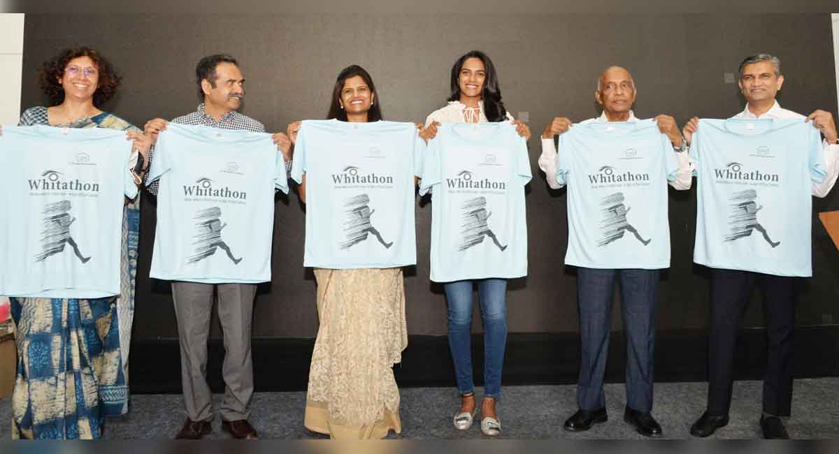 Hyderabad: PV Sindhu unveils T-shirt for Whitathon Run 2022