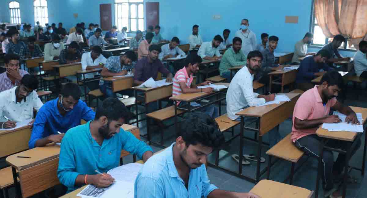 Khammam: Screening test for police job training conducted