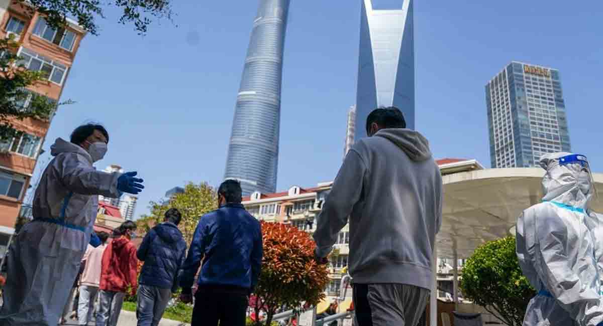 Shanghai launches classified management of city areas to manage Covid