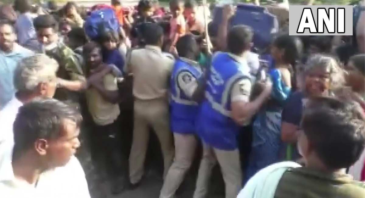 Stampede-like situation at Tirupati shrine leaves 3 injured