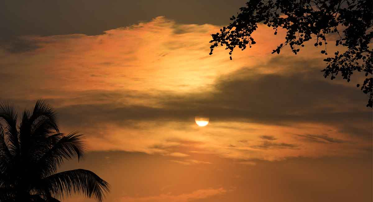 Hyderabadis enjoy the pleasant weather in the city