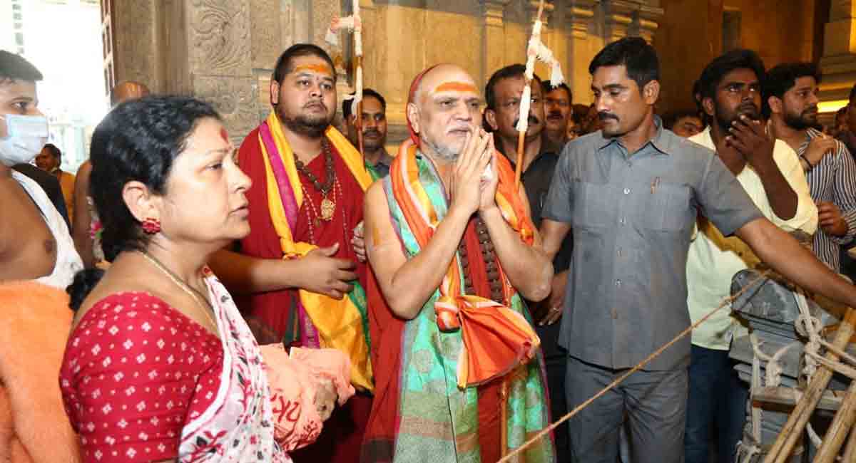 ‘Yadadri only biggest temple developed with stones in India after independence’