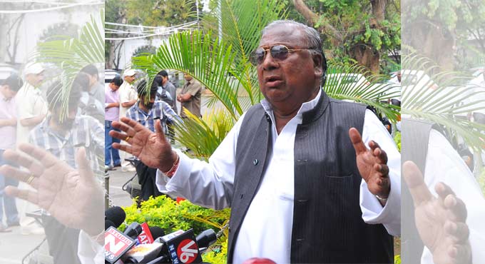 Congress will never join hands with BJP: V Hanumanth Rao