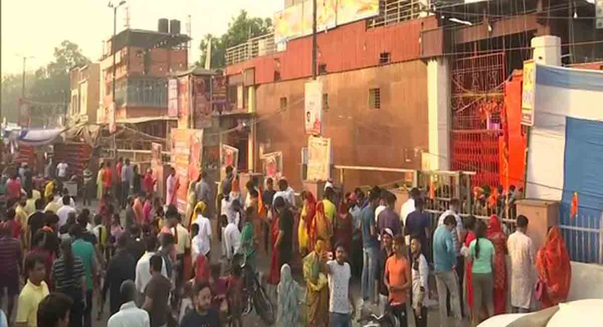 Devotees throng Hanuman temples to offer prayers on Hanuman Jayanti