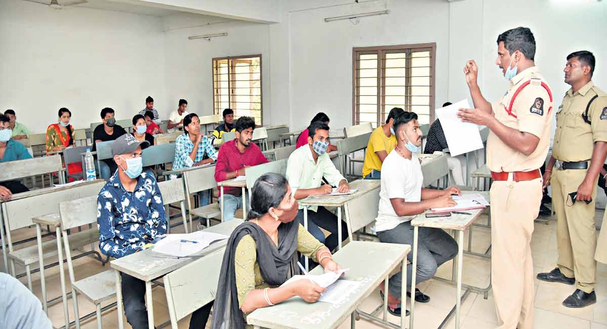 Sample questions to ace SI examinations