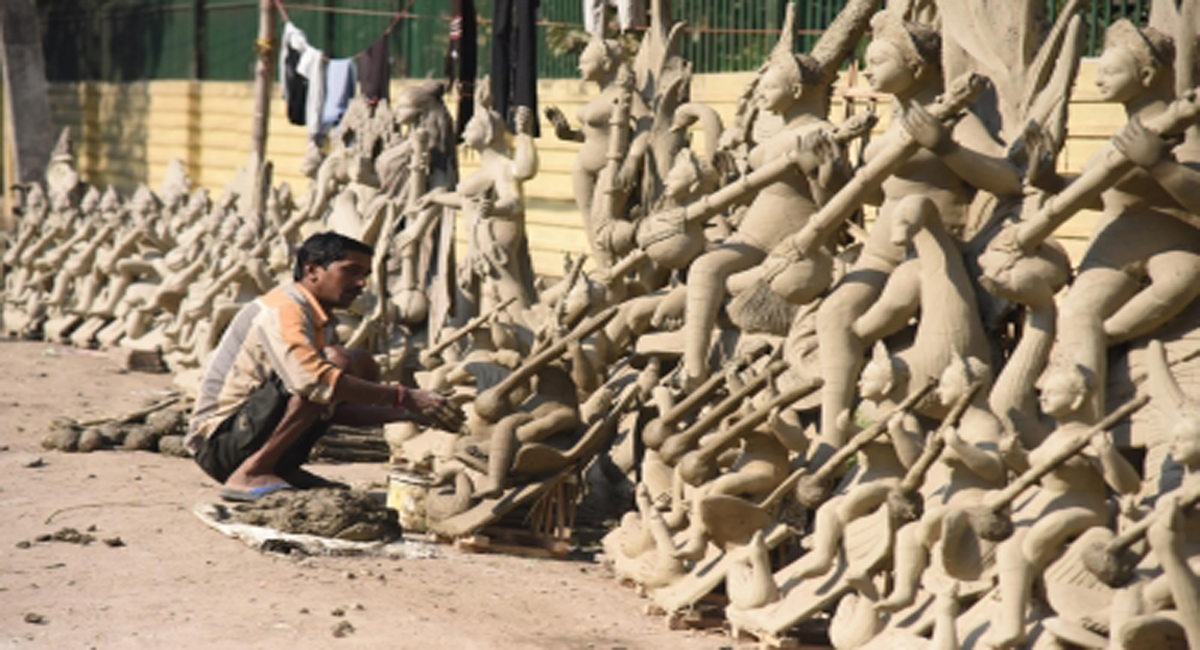 Muslim sculptors, mango traders face the heat of Hindu activists in Karnataka