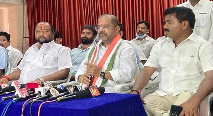 Differences among Congress workers surface again in Warangal