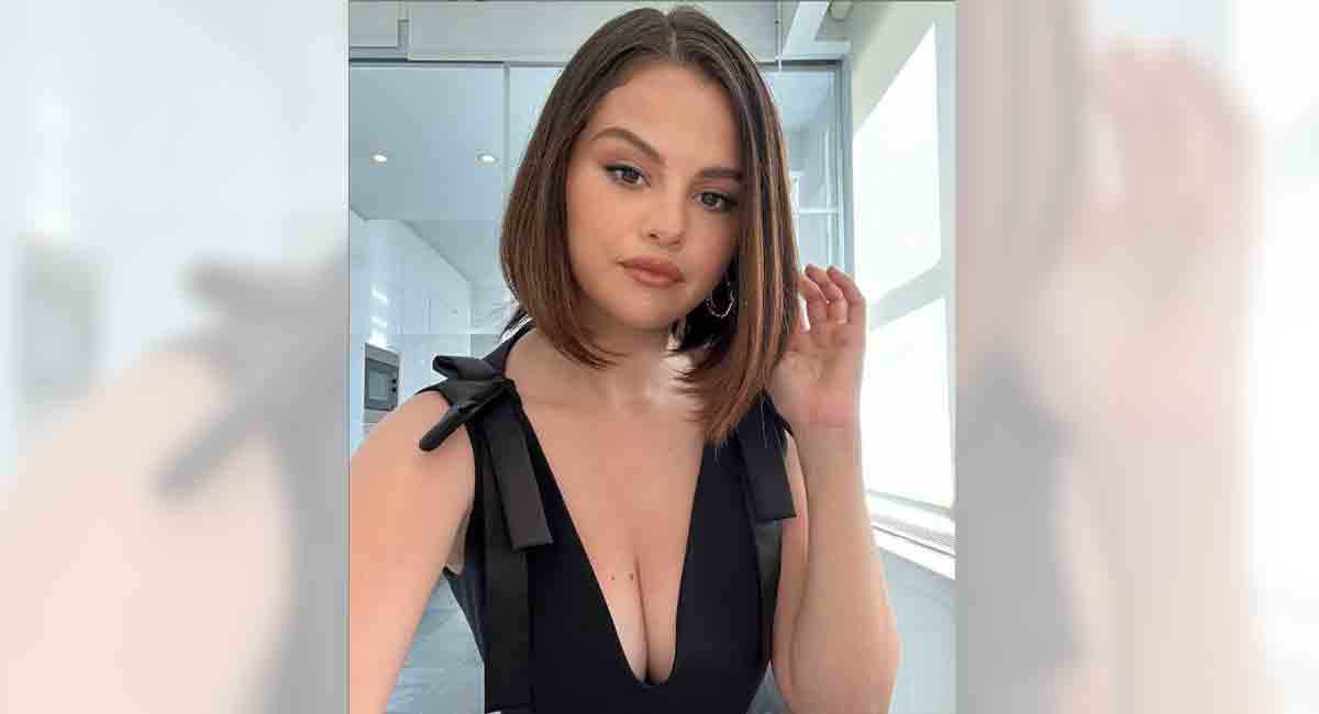 Selena Gomez opens up about staying away from internet for past four years