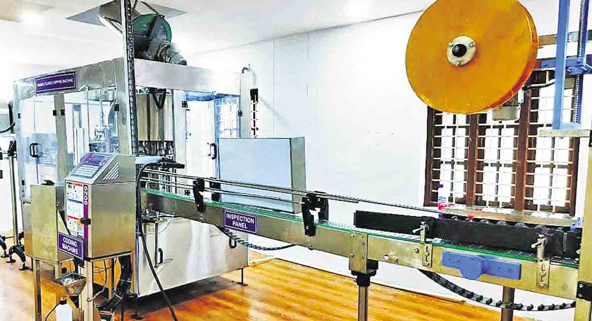 Extracting drinkable water from air through innovative technology