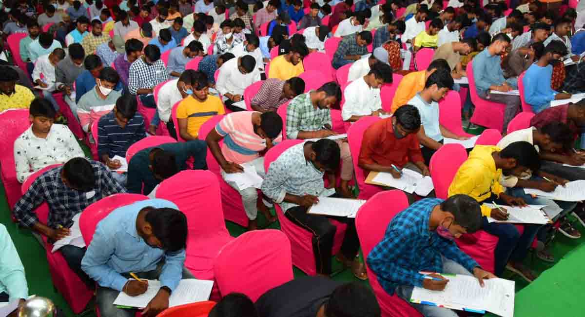 Written test for SI, constable aspirants held in Karimnagar