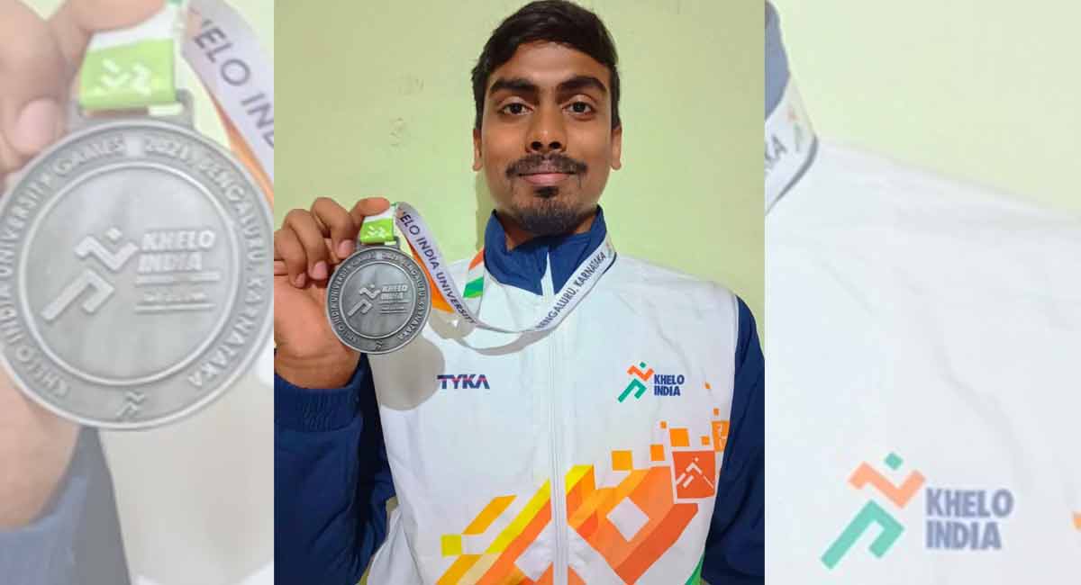 JNTU’s Abhilash clinches swimming silver
