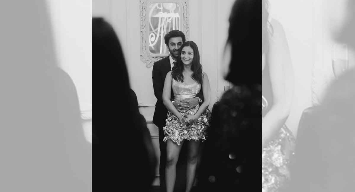 Alia Bhatt celebrates 1 month anniversary with unseen pictures from wedding