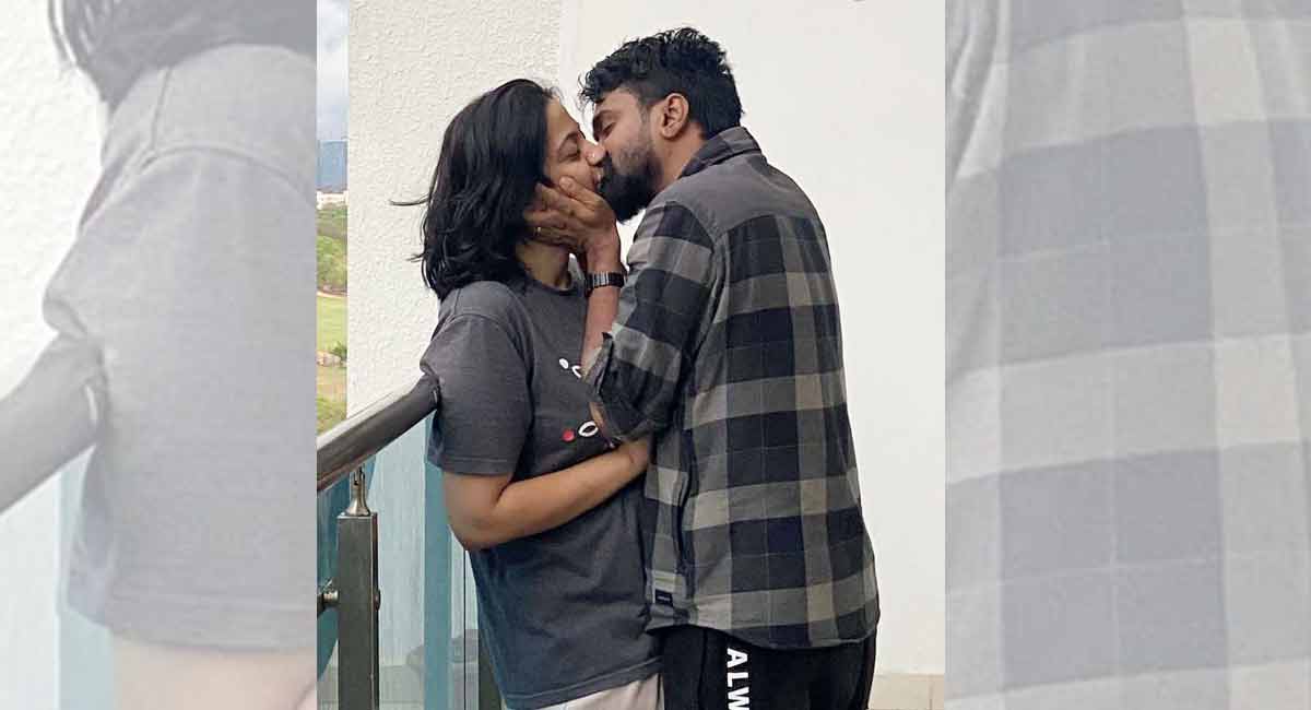 Rahul Ramakrishna announces his marriage with romantic pic