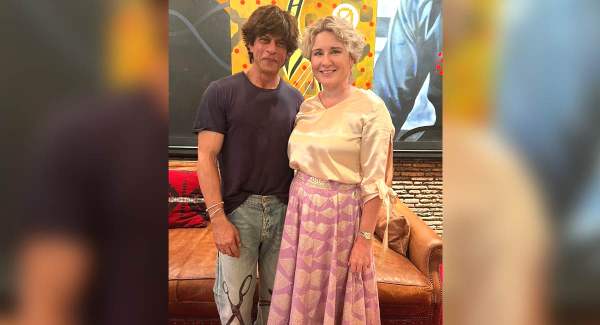 Canadian consul general impressed with Shah Rukh Khan’s charm