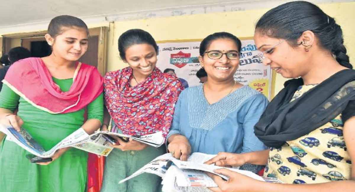 Grasp current affairs well