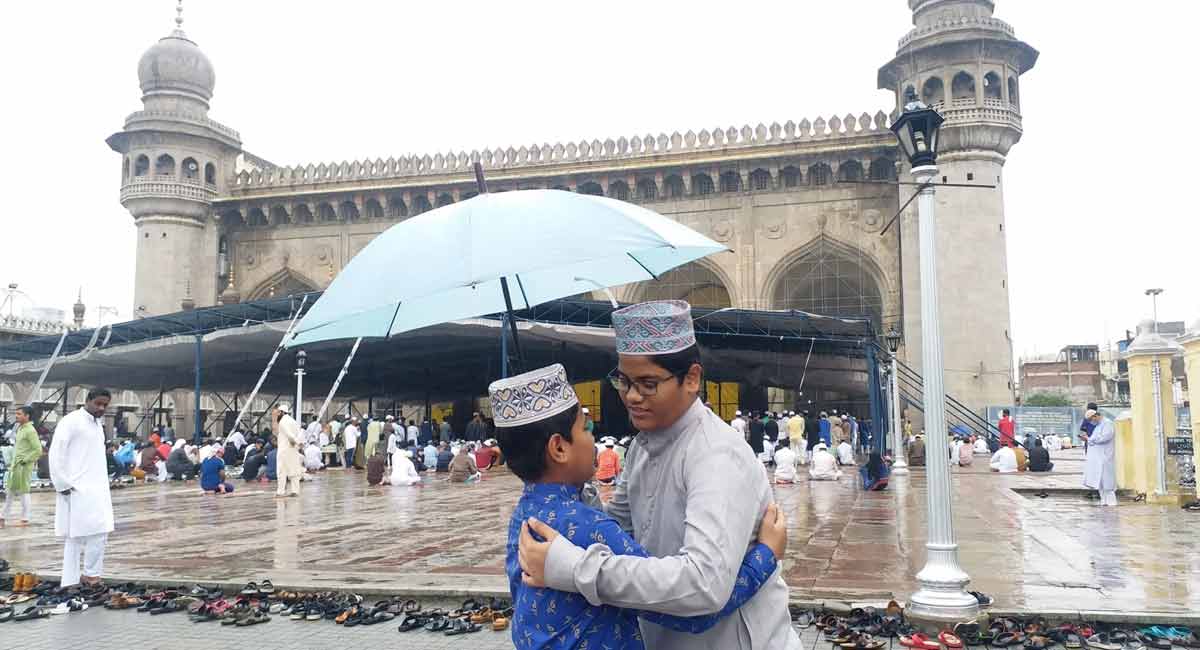 Eid celebrated with piety in Telangana and Andhra Pradesh