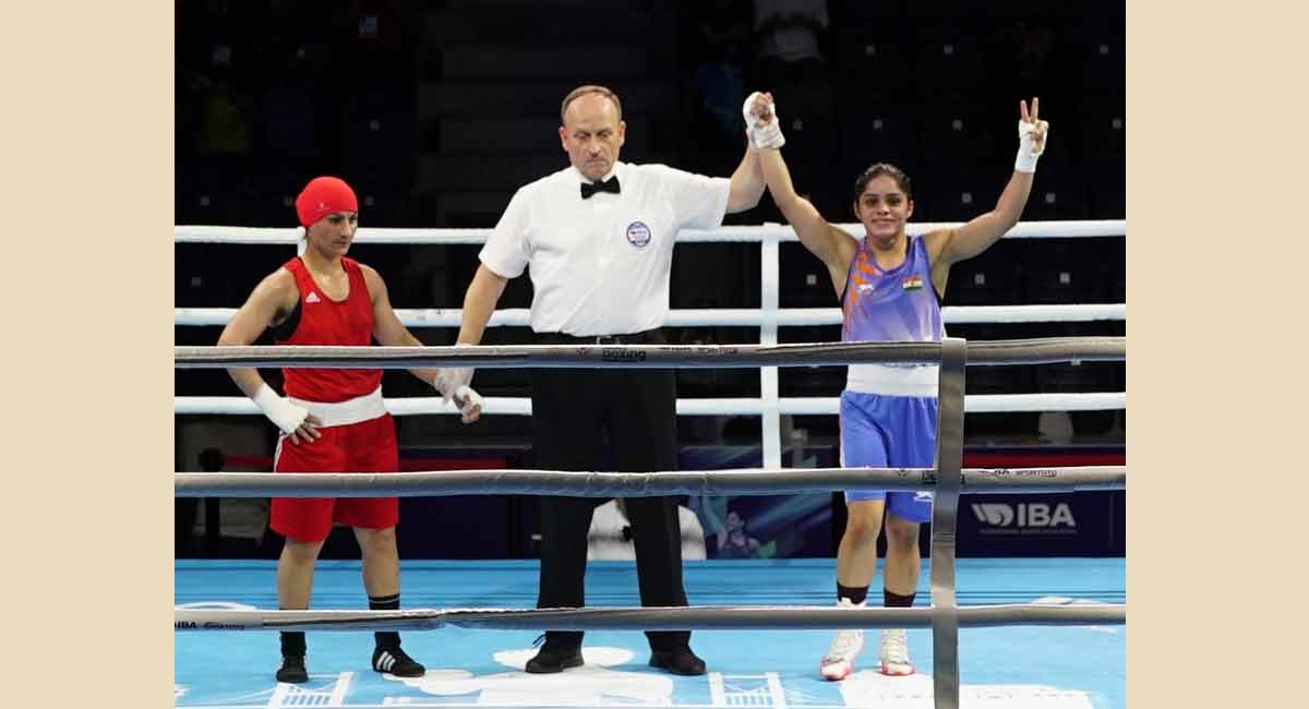 Indian boxer Anamika begins campaign on winning note