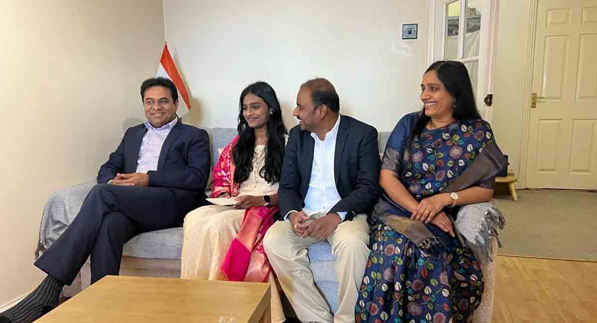 KTR visits TRS NRI cell president’s home