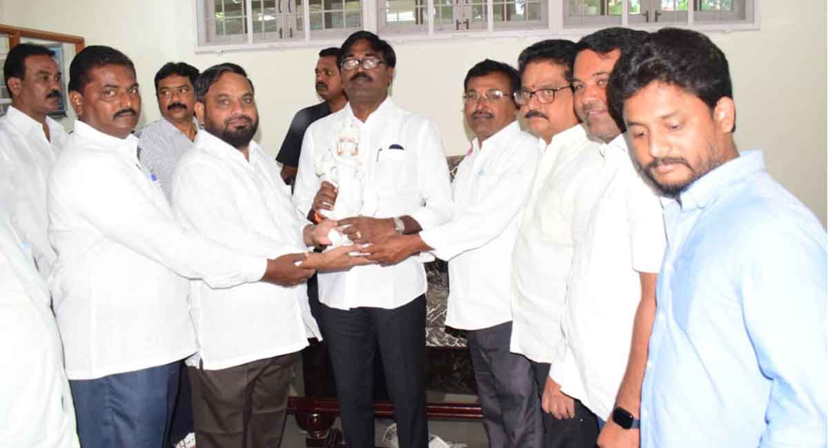 Marble and granite dealers demand integrated market in Khammam