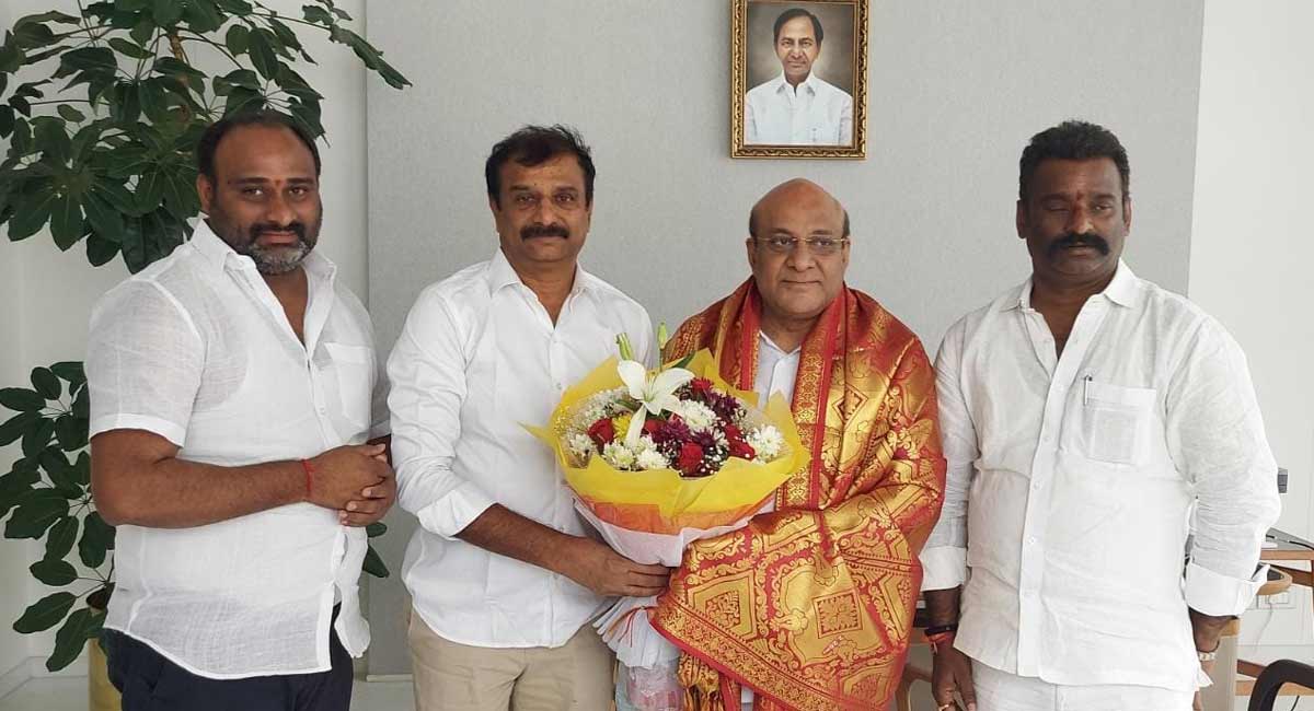 Damodar Rao will raise voice for Telangana in Upper House: Medak MP