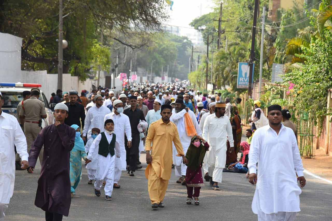 Festive atmosphere in Hyderabad with Eid ul Fitr celebrations