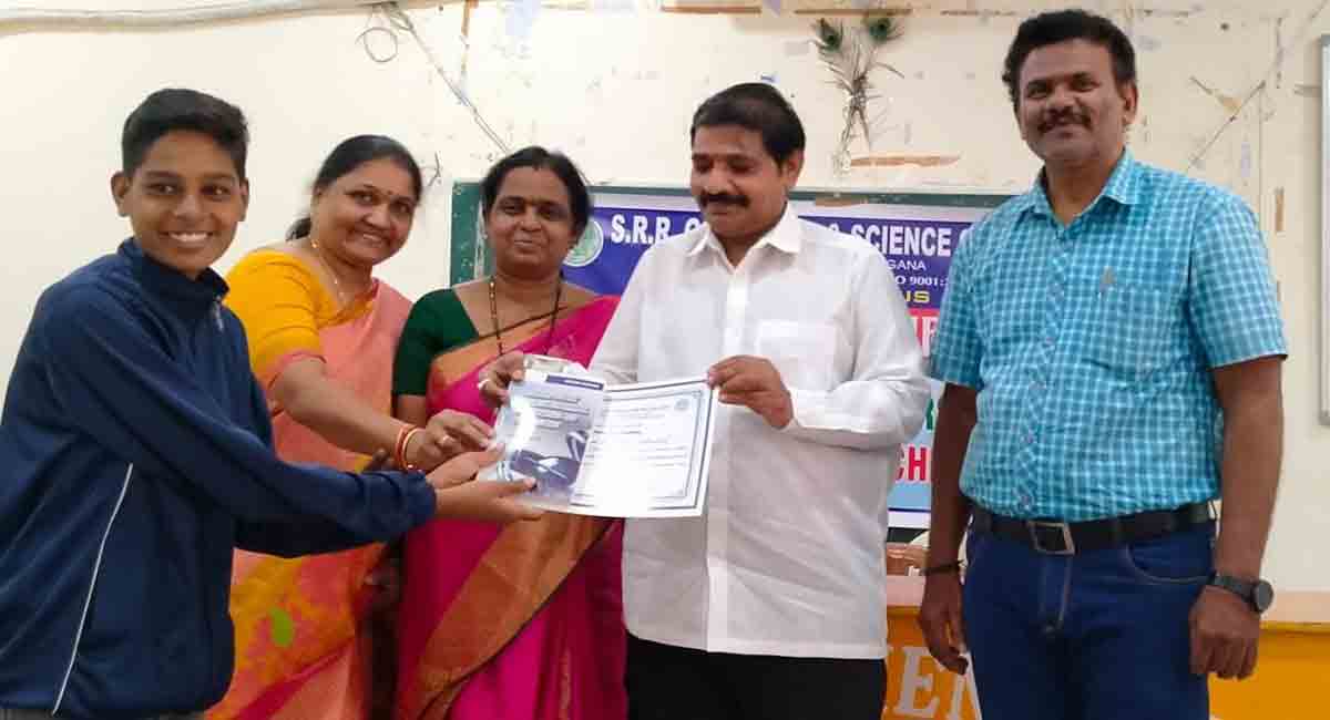 Self Defense certificates distributed to girl students in Karimnagar