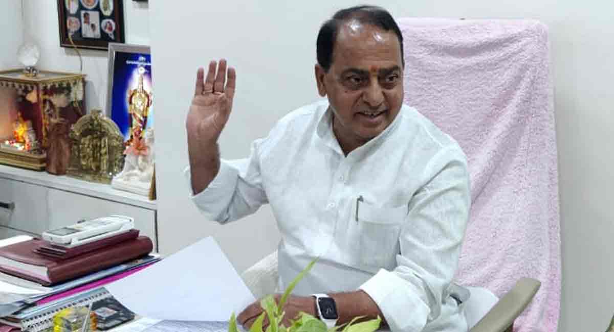 Recruitment of sanitation workers stalled in Nirmal: Indrakaran