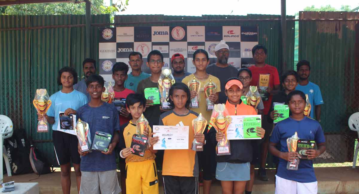 Karthik, Harsheen triumph in Solinco Junior Tennis Tour