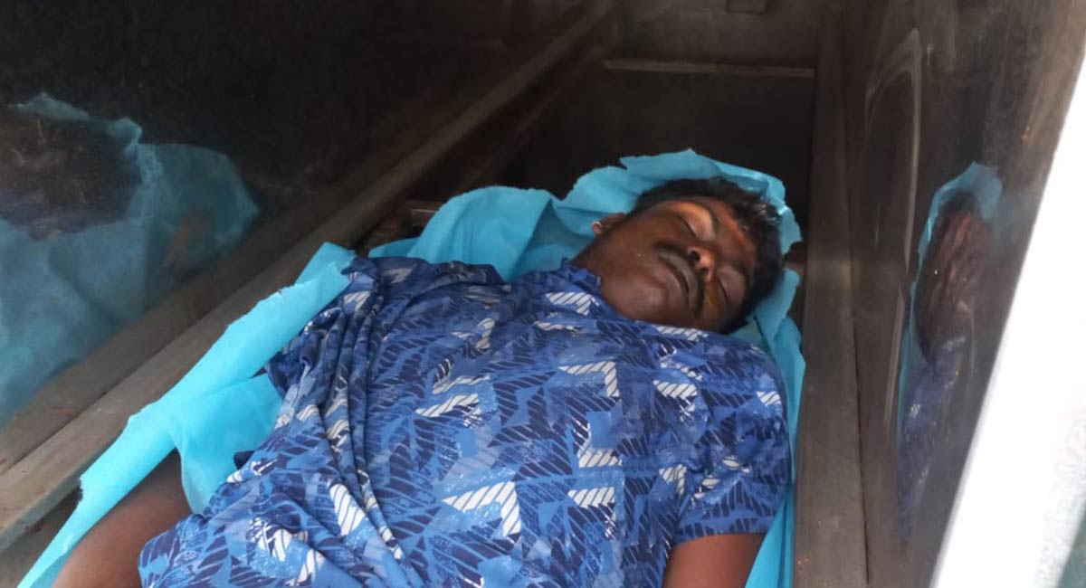 UP man forced to leave brother’s body in Mancherial hospital