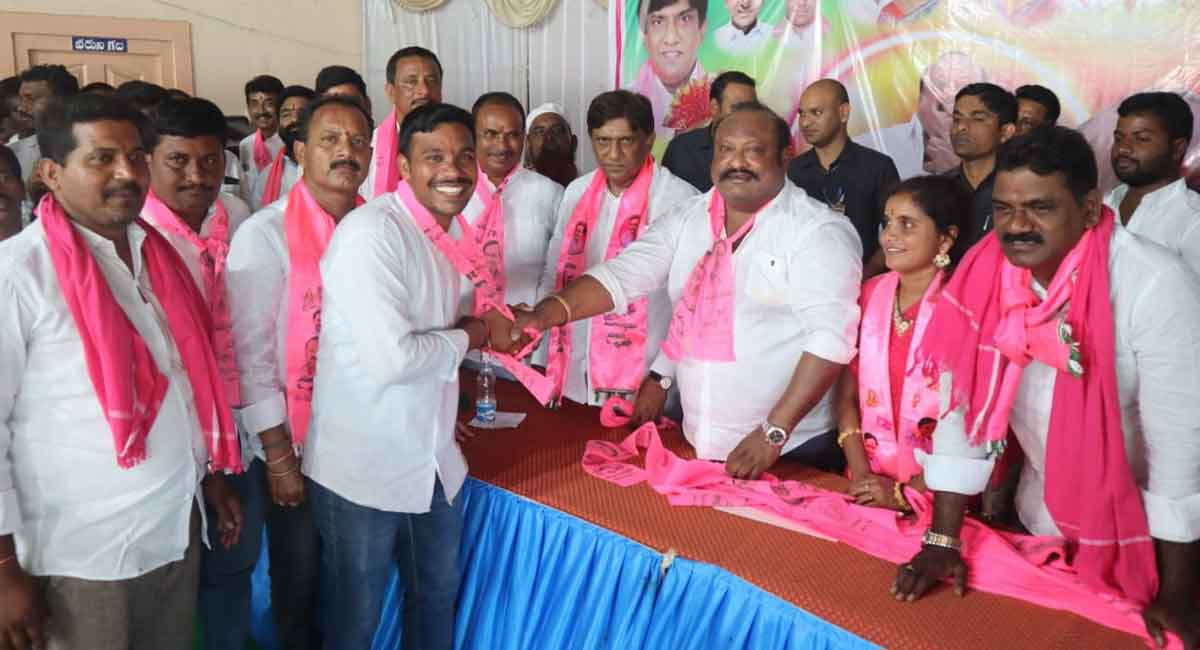 Political parties should not provoke people in the name of religion: Vinod Kumar