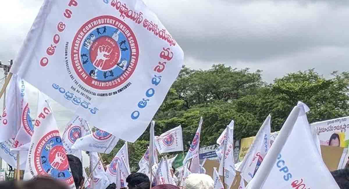 Andhra employees tonsure heads, beat themselves with footwear
