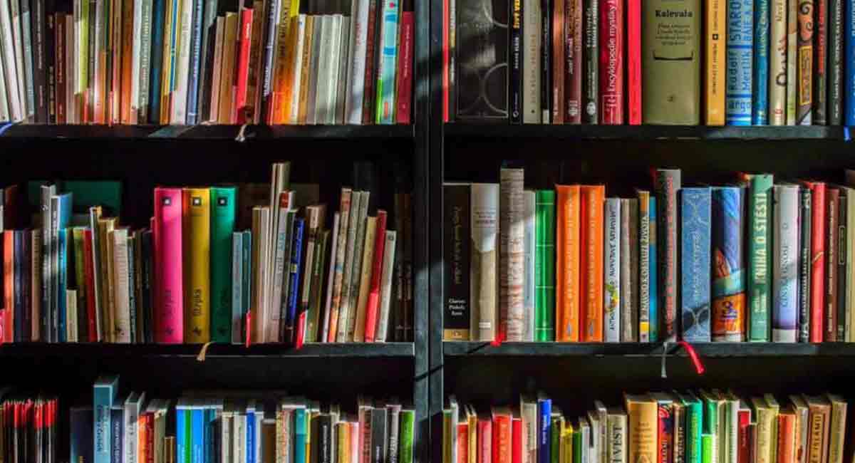 15-year-old Hyderabadi encourages students to use old textbooks to save trees