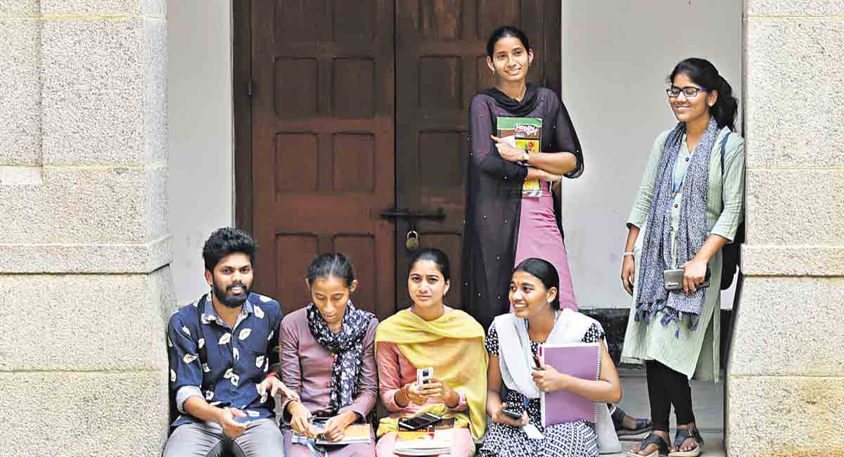 How to prepare for Current Affairs and General Knowledge