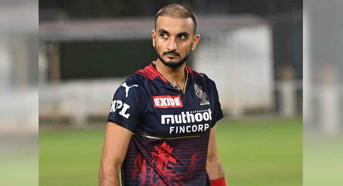 Harshal Patel one of the best death-over bowlers in the country: Tendulkar