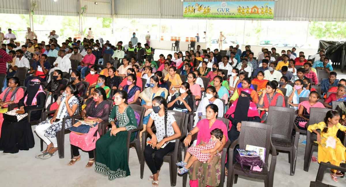 Choppadandi MLA launches free coaching to job aspirants
