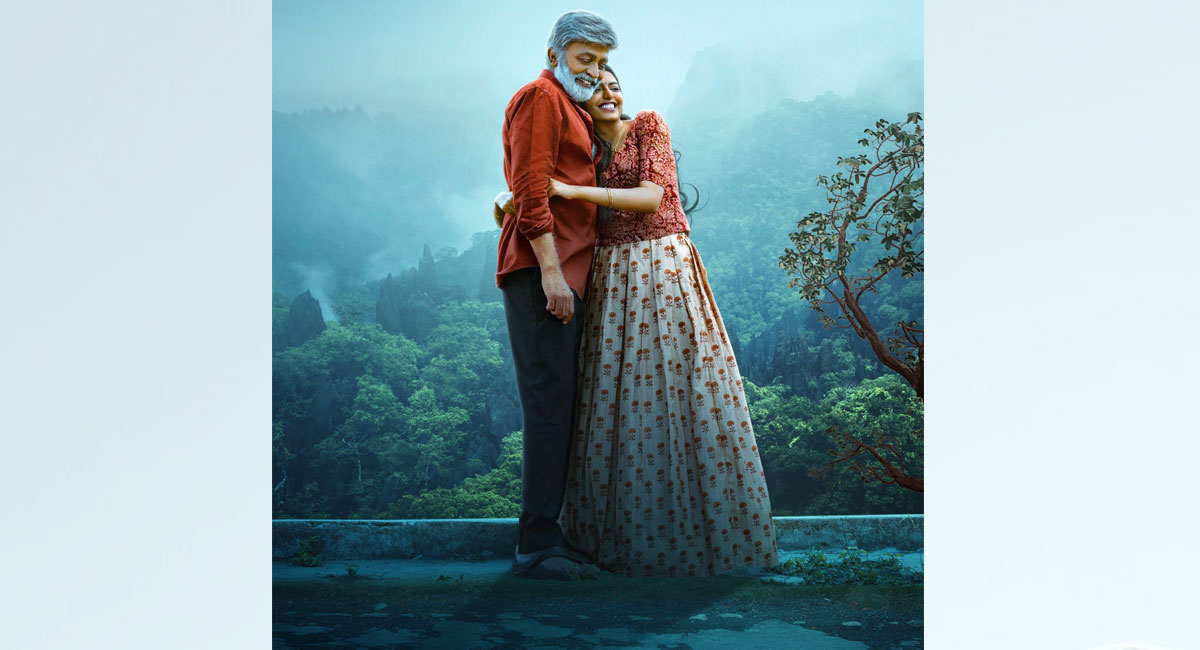 Rajasekhar plays his age, and scores a hit with ‘Shekar’ Movie