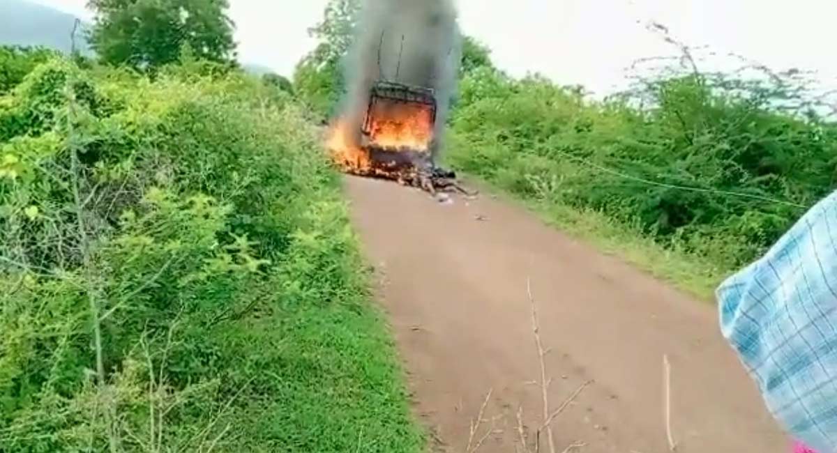 5 burnt alive as high tension power lines fall on three wheeler in Andhra