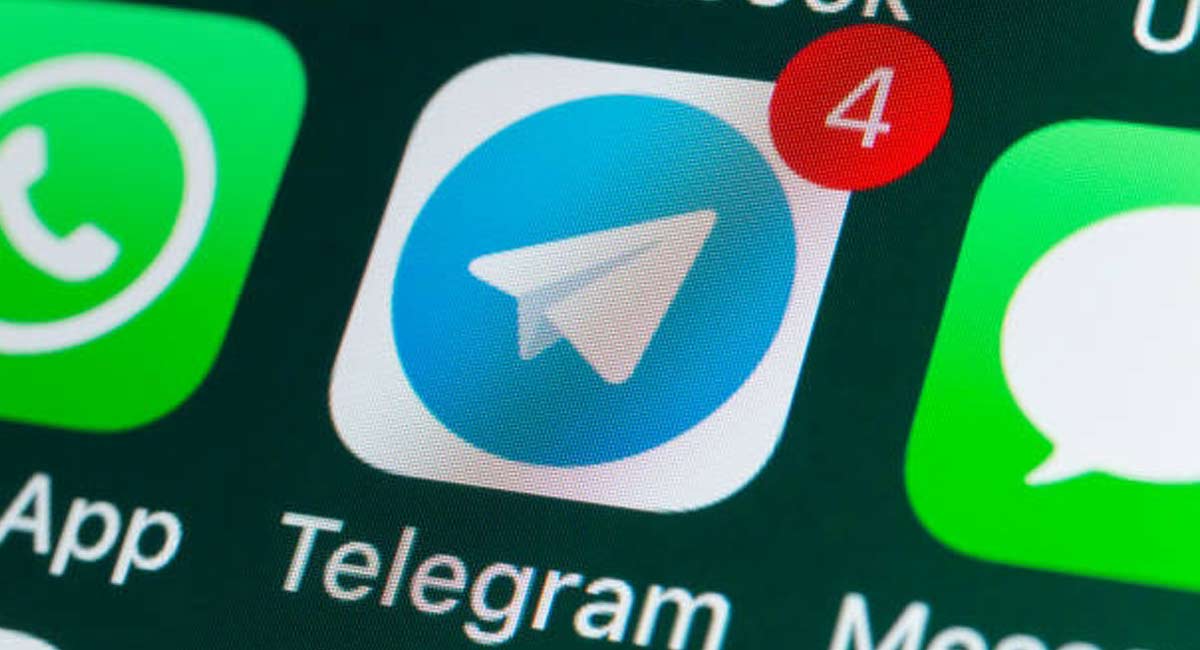 After Telegram, Snapchat working on paid subscription service
