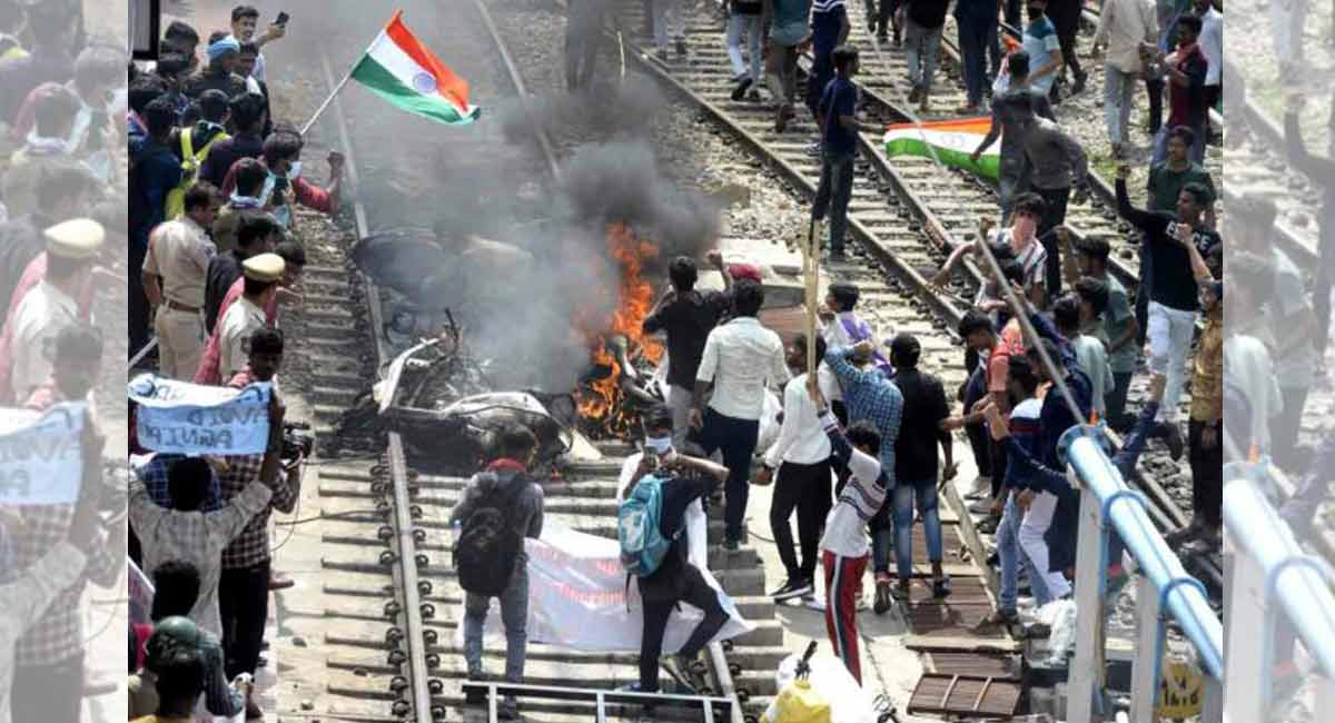 Coaching centre owner found to be behind Friday’s Agnipath arson in Secunderabad