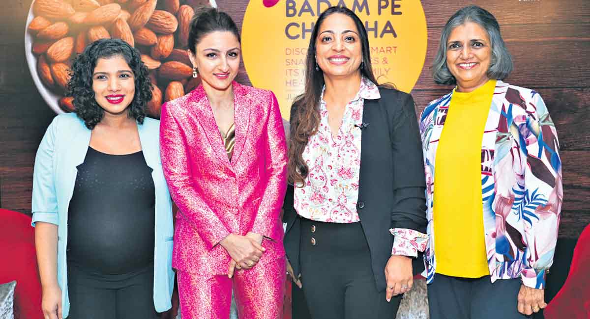 Why you should eat a handful of almonds daily