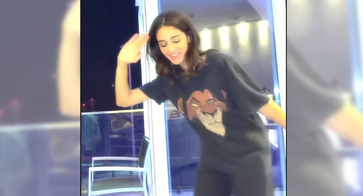 Ananya Pandey jives to ‘Saami Saami’; Rashmika impressed