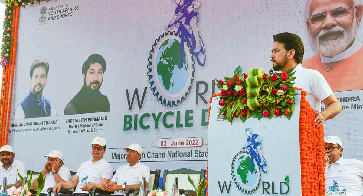 Anurag Thakur launches nationwide ‘Fit India Freedom Rider Cycle Rally’