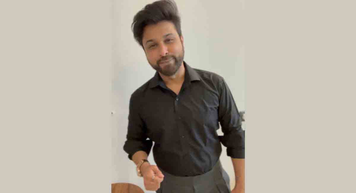 Ashish Dawar aka Legal Baba conducting seminars in Canada on legal and social awareness