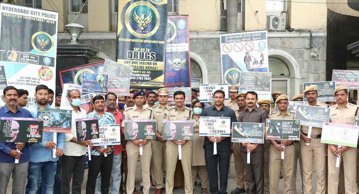 Hyderabad police to form Anti-Drug Committees in schools
