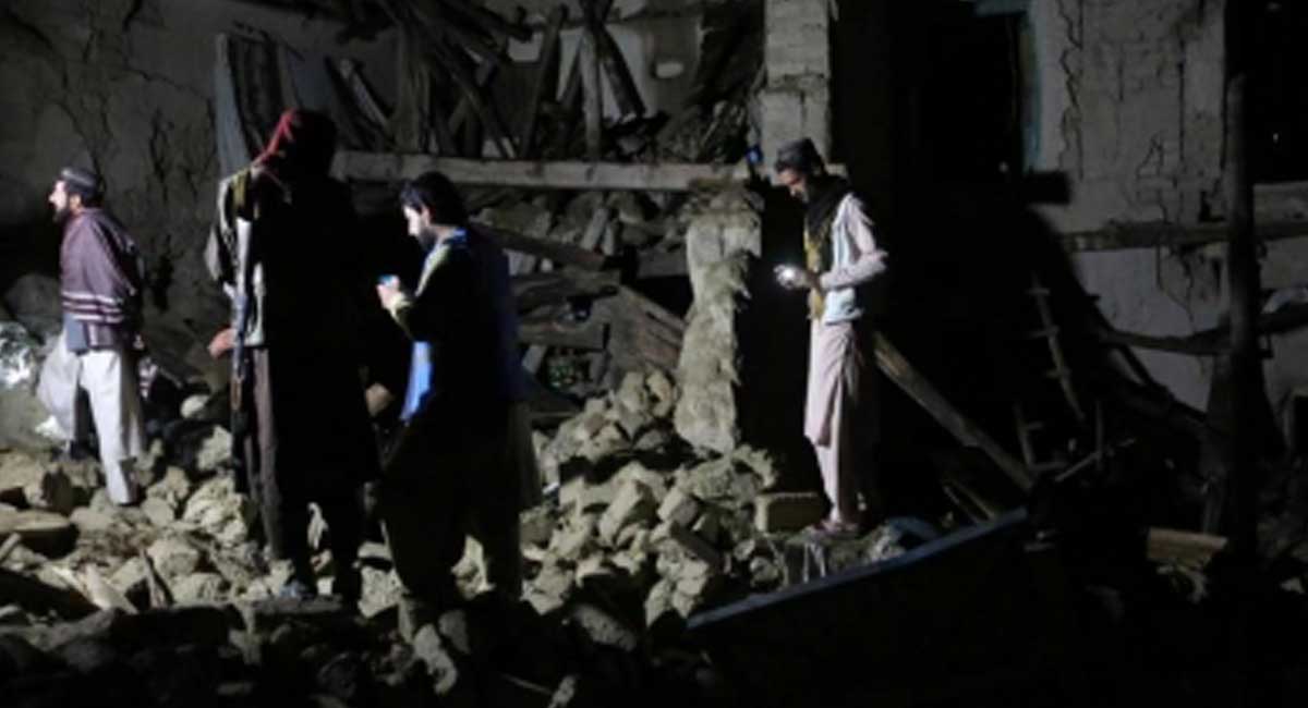 Death toll of devastating Afghan quake climbs to 1,100
