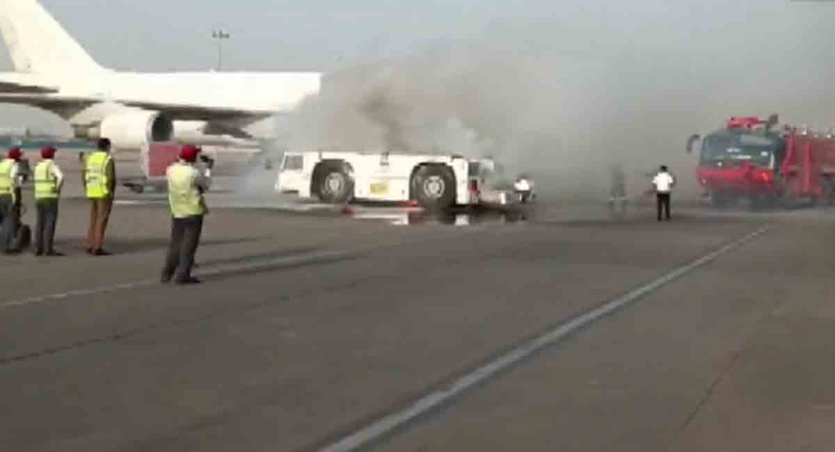 Fire incident reported at Delhi airport in cargo bay-Telangana Today