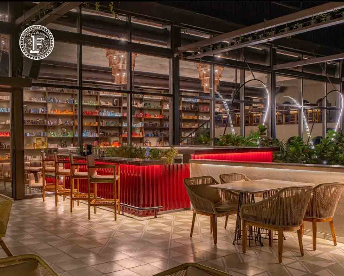 Over 6000 books in re-vamped Farzi café