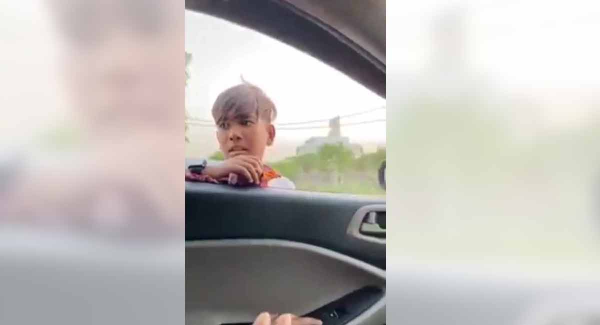 Watch: Video claims kid stealing money from FASTag account; Here’s the truth